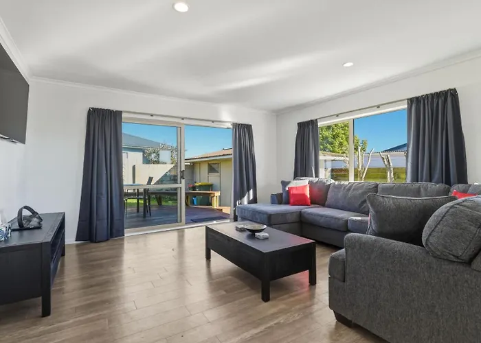 25a Hideaway - 3 Bed 2 Bath With Deck & Bbq * ロトルア